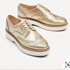 Zara gold/chrome color Oxford platform